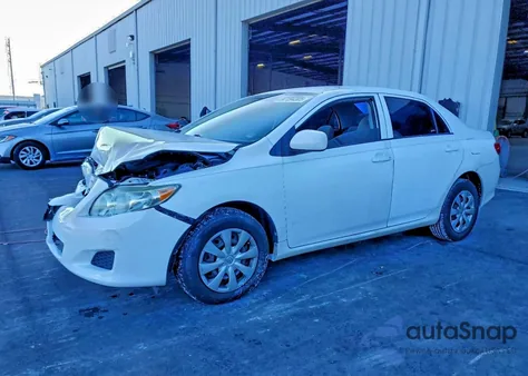 2010 Toyota Corolla Base z USA, uszkodzony, nr VIN 2T1BU4EE0AC300556